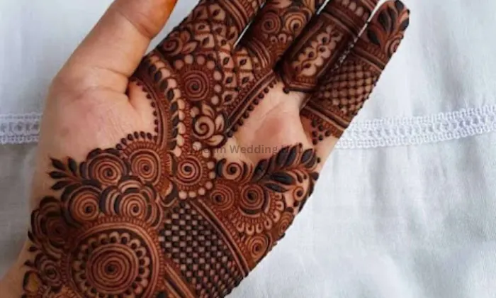 Classic mehandi art